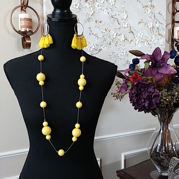 Silver And Yellow Stament Necklace And  Vibrant Yellow Tassel earrings Hoops - Picture 3 of 17